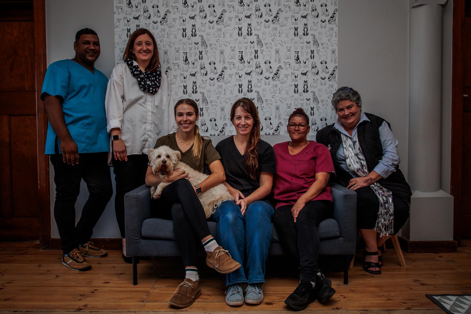 //oakvet.net/wp-content/uploads/2025/07/oakhurst-animal-clinic-41.jpg